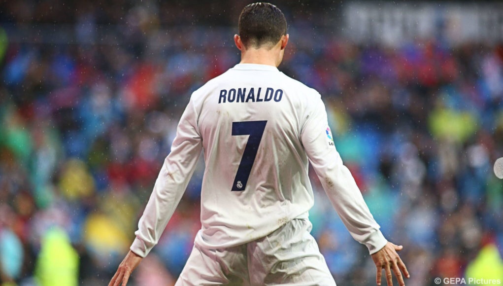 Ronaldo-typischer-Jubel-Tor-Archivbild
